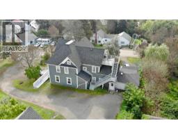 17 Pleasant Street, photo 2