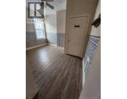 17 Pleasant Street, photo 21