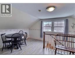 17 Pleasant Street, photo 22