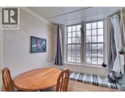 17 Pleasant Street, photo 23