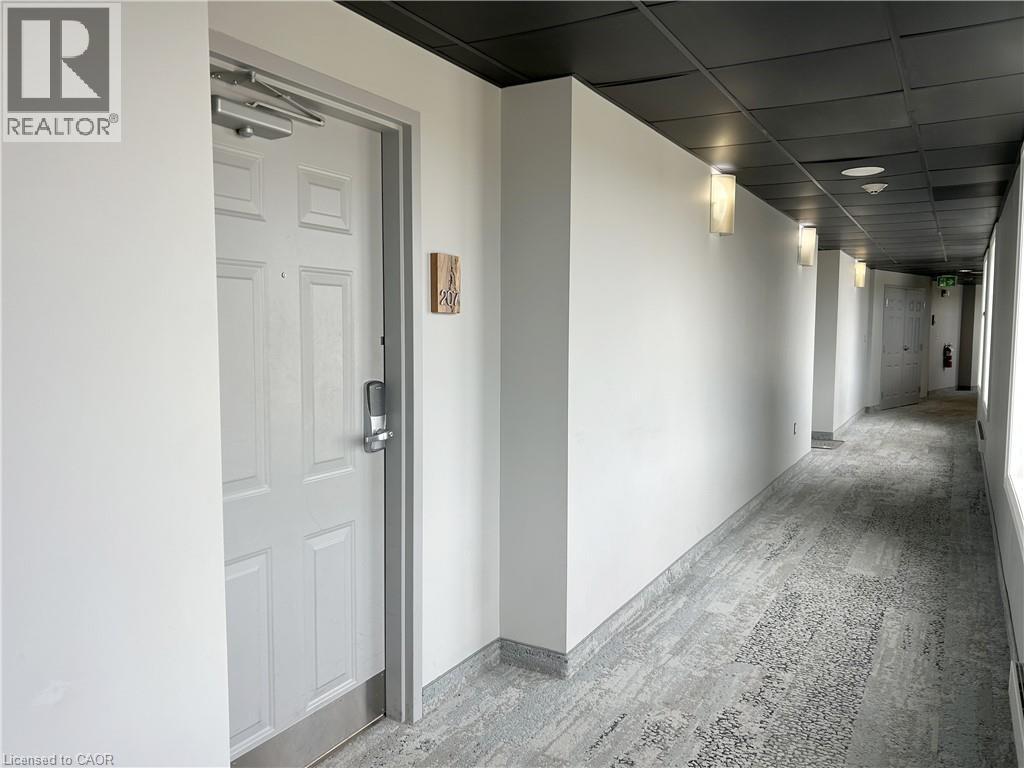 #207 12 ERIE Boulevard - 5