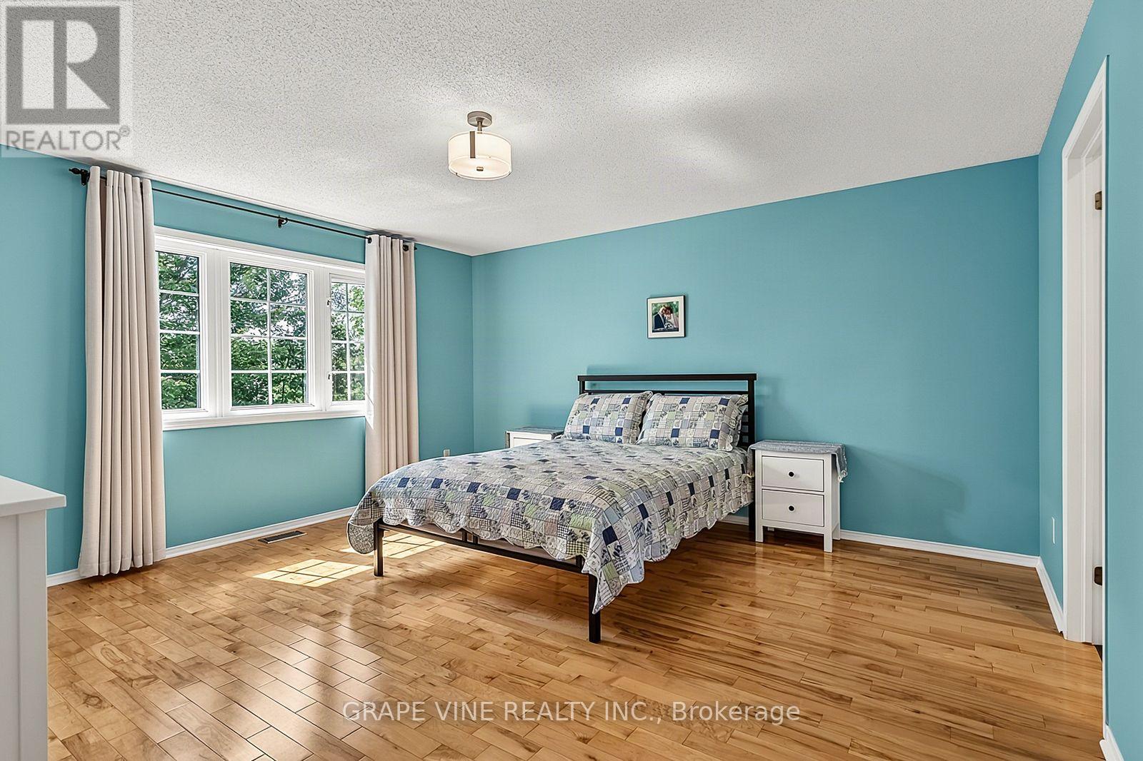 319 PARKIN CIRCLE - Image 34