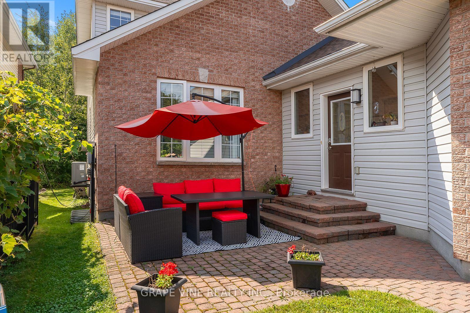 319 PARKIN CIRCLE - 5