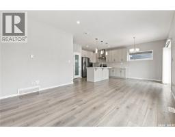 Laundry room - 450 Aniskotaw Way, Saskatoon, SK S7V1M3 Photo 19