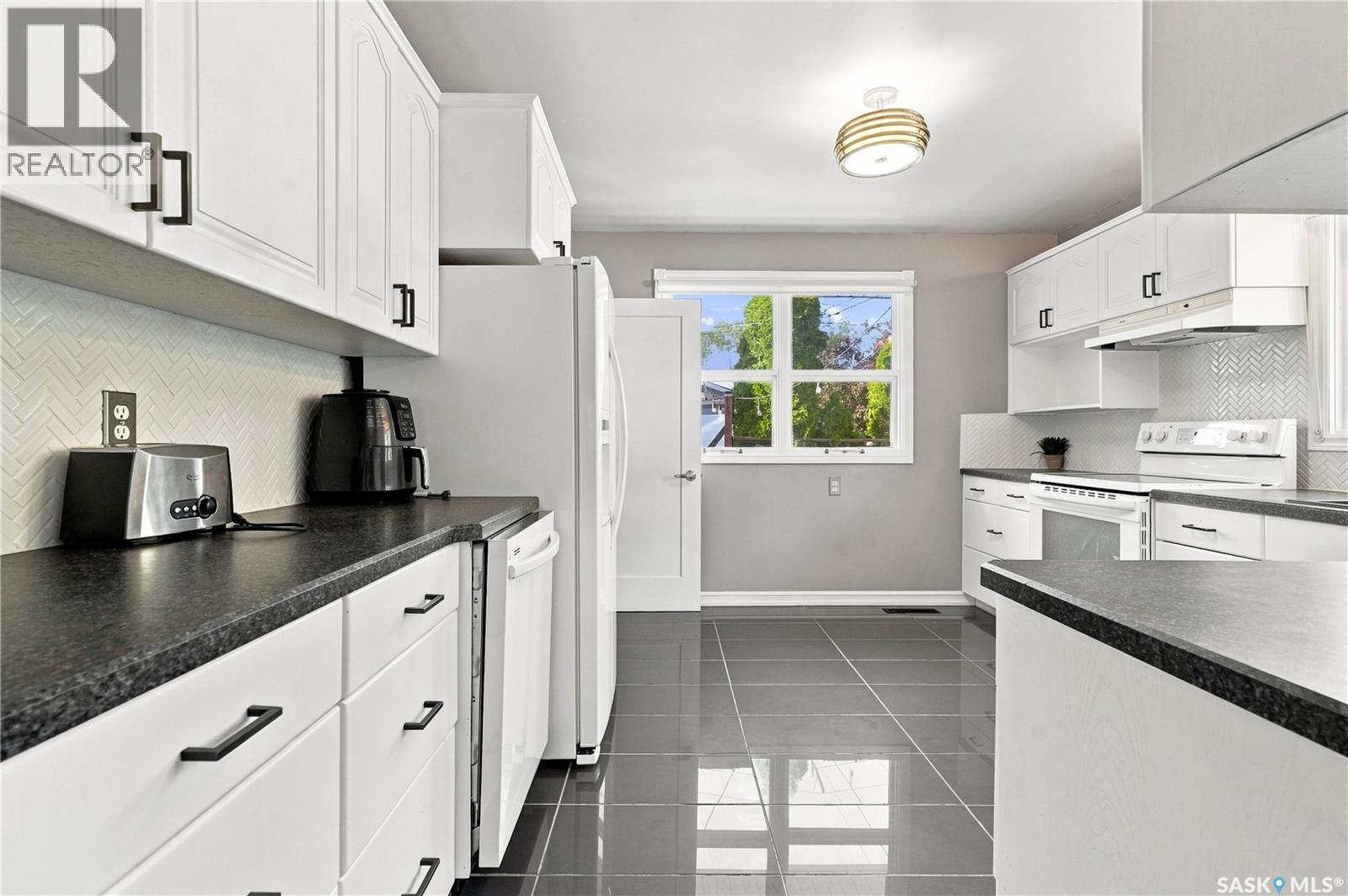 1626 Uhrich AVENUE - Image 11
