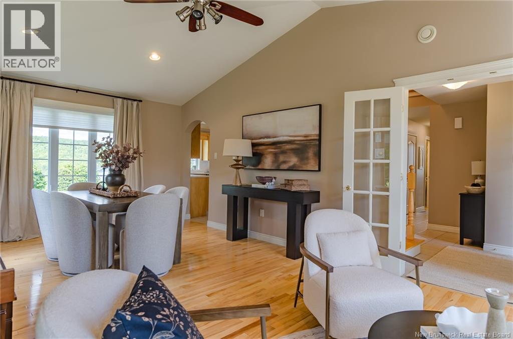 8 Aaron Avenue - Image 12