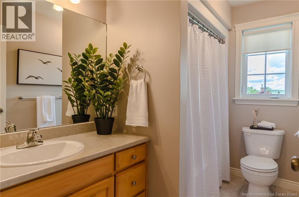 8 Aaron Avenue - Image 32