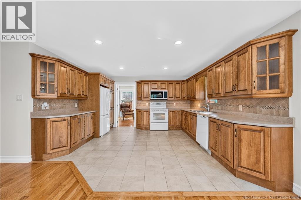 125 Monarch Road - Image 14