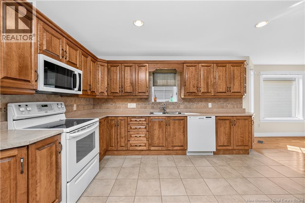 125 Monarch Road - Image 18
