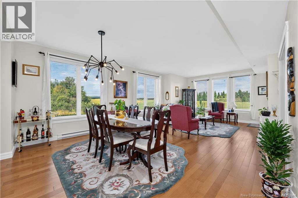 #103 185 Royal Oaks Boulevard - Image 14