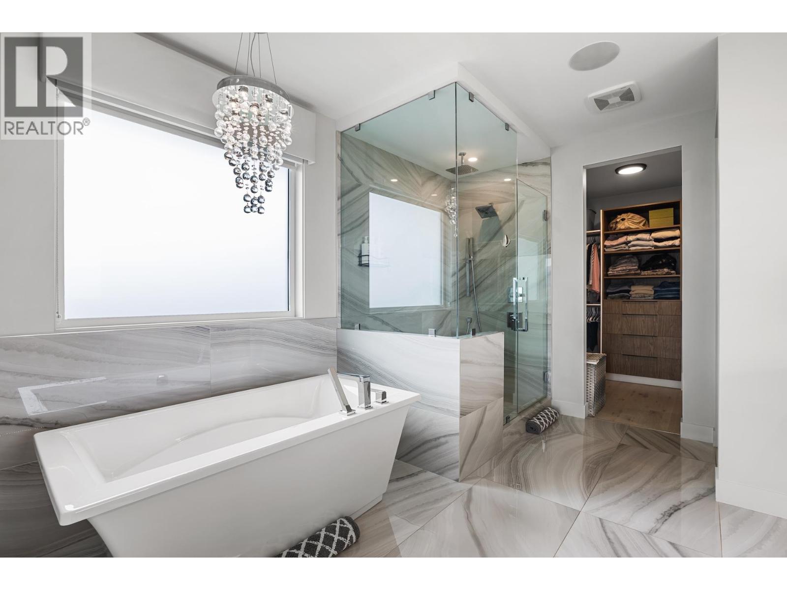  3276 Vineyard View Drive, West Kelowna