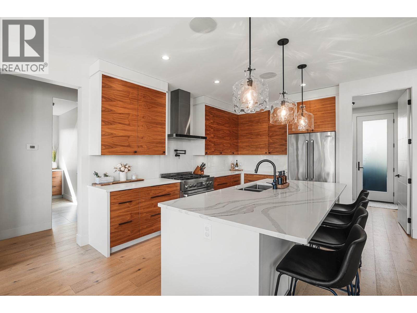  3276 Vineyard View Drive, West Kelowna