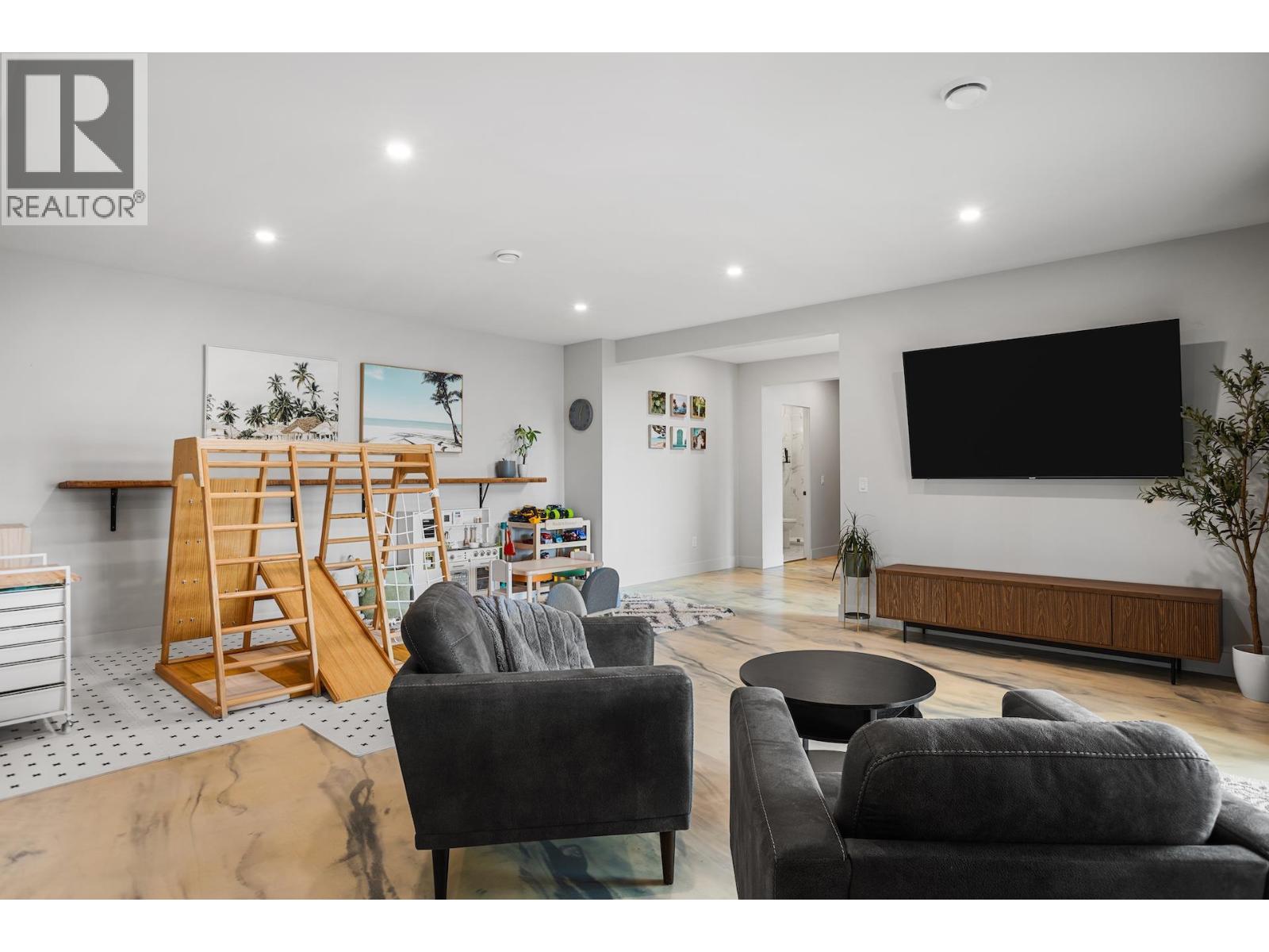  3276 Vineyard View Drive, West Kelowna