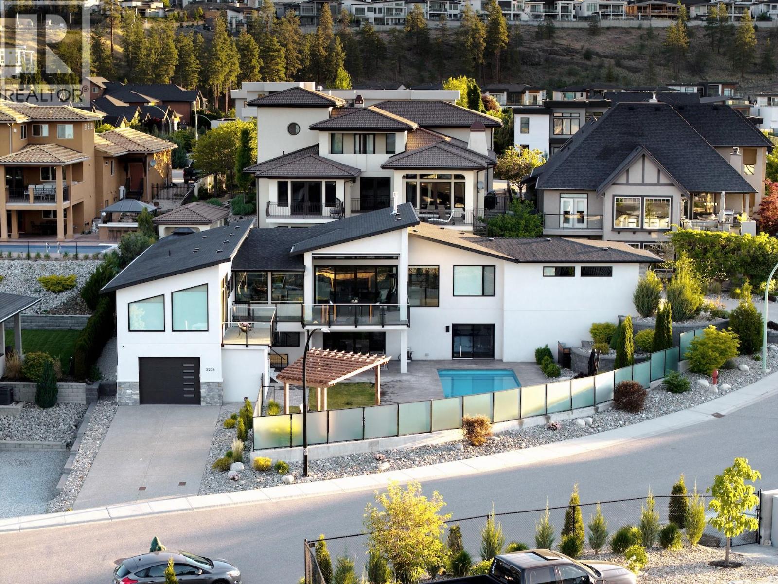  3276 Vineyard View Drive, West Kelowna