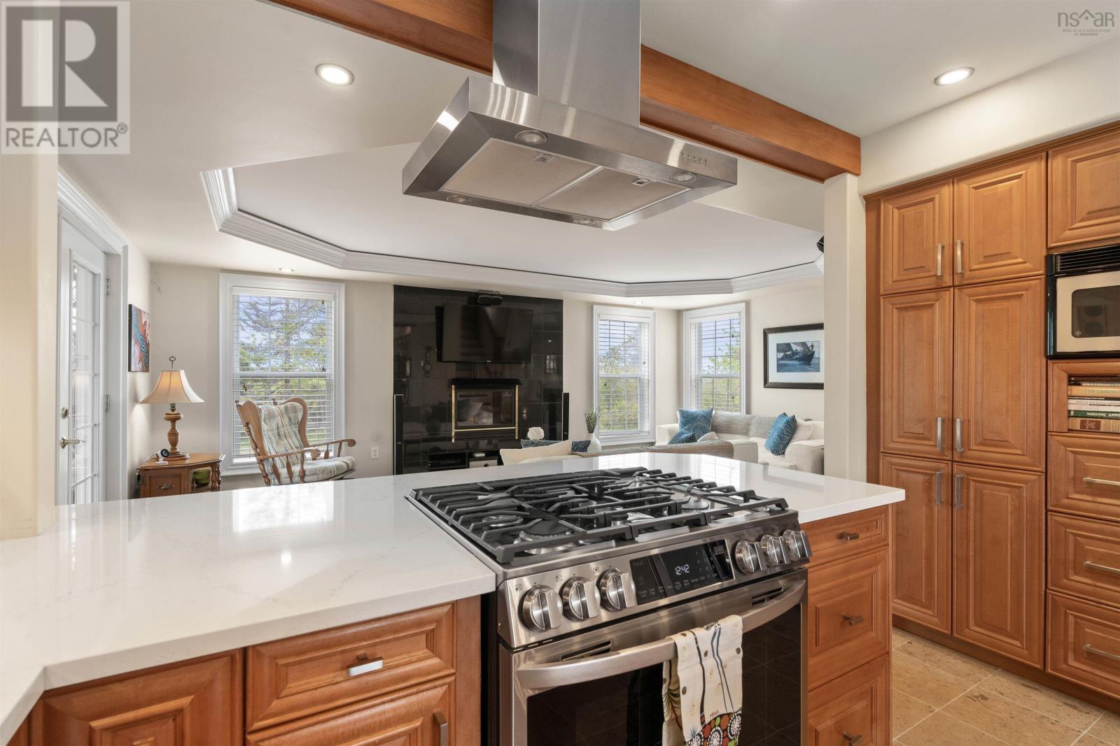 1021 Bissett Road - Image 25
