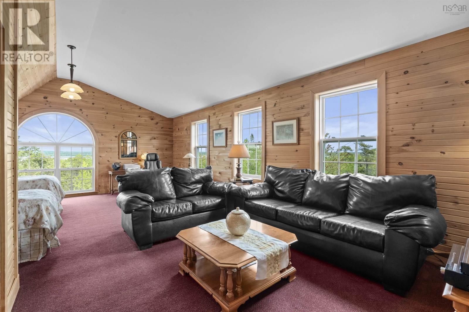 1021 Bissett Road - Image 39