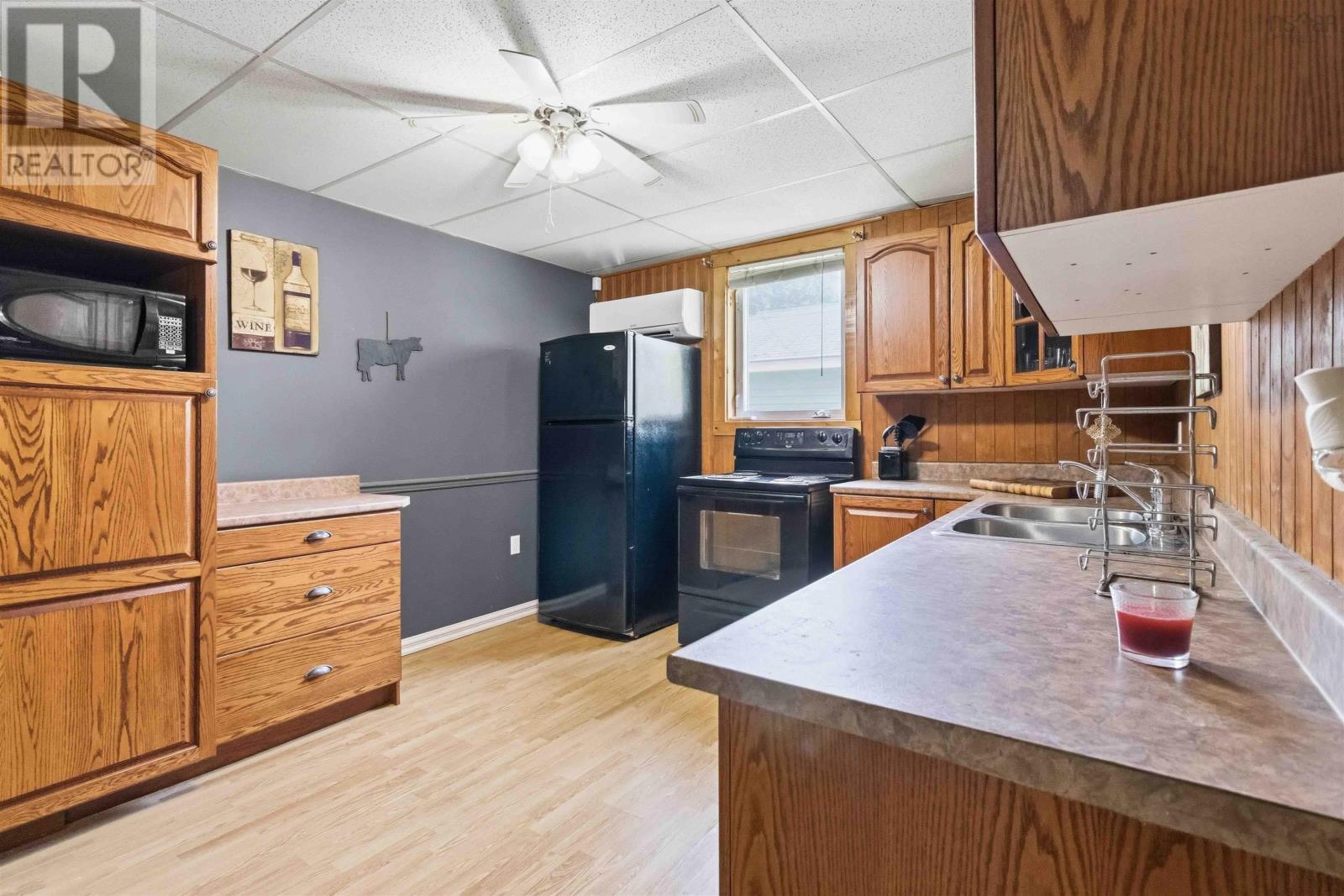 138 Falkenham Road - 8