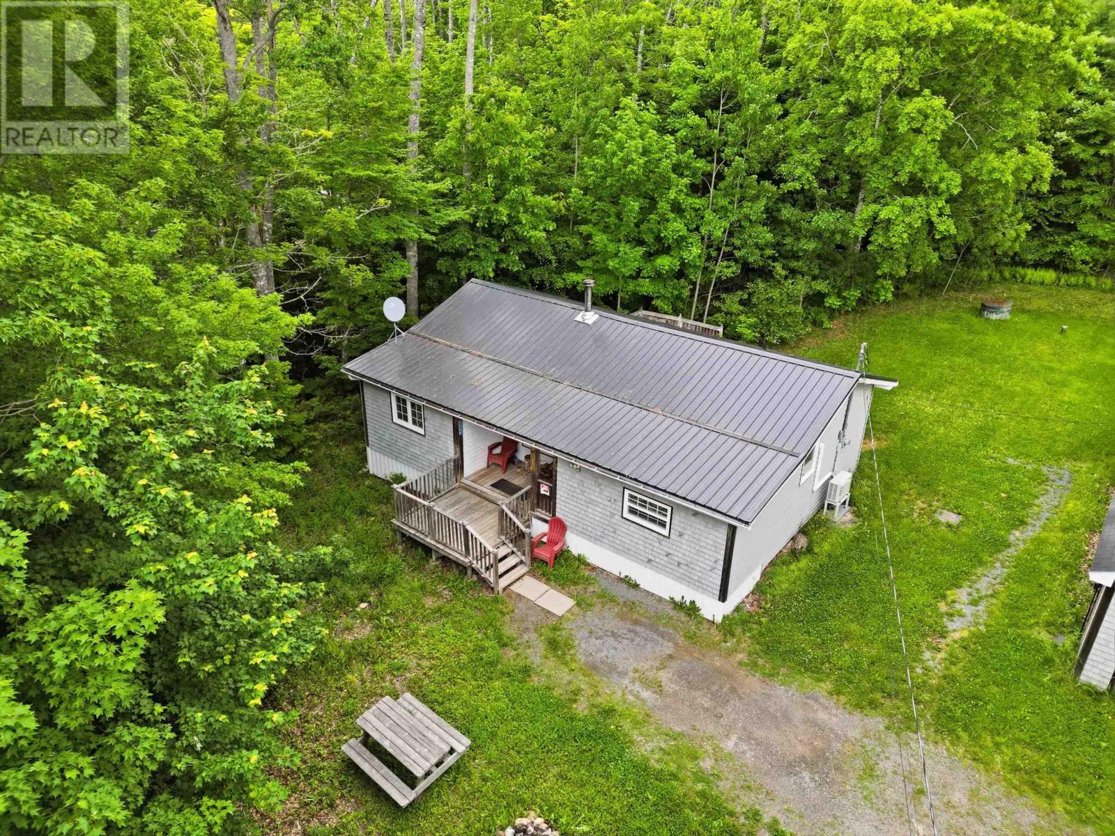 138 Falkenham Road - Image 31