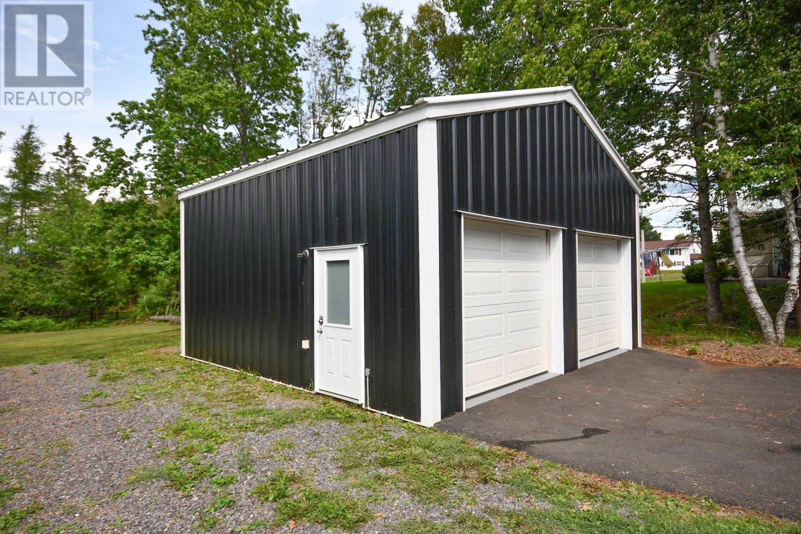 551 College Road - 7
