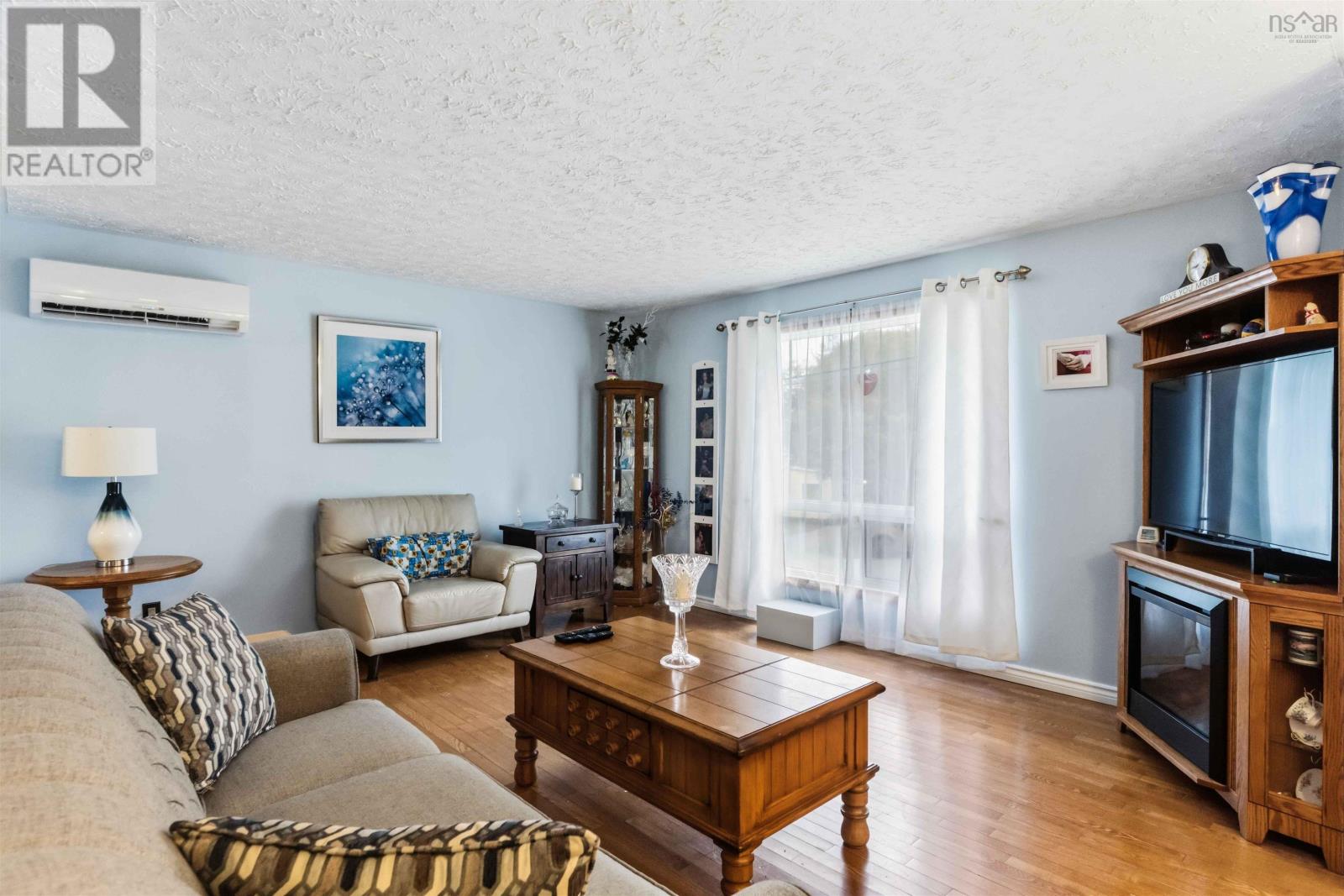 82 Campbell Road - Image 11