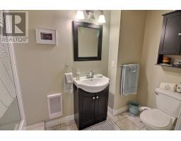 212 Main Street thumbnail 17