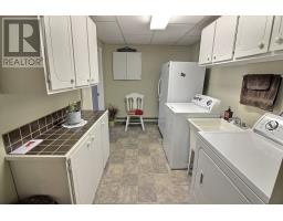 212 Main Street thumbnail 18