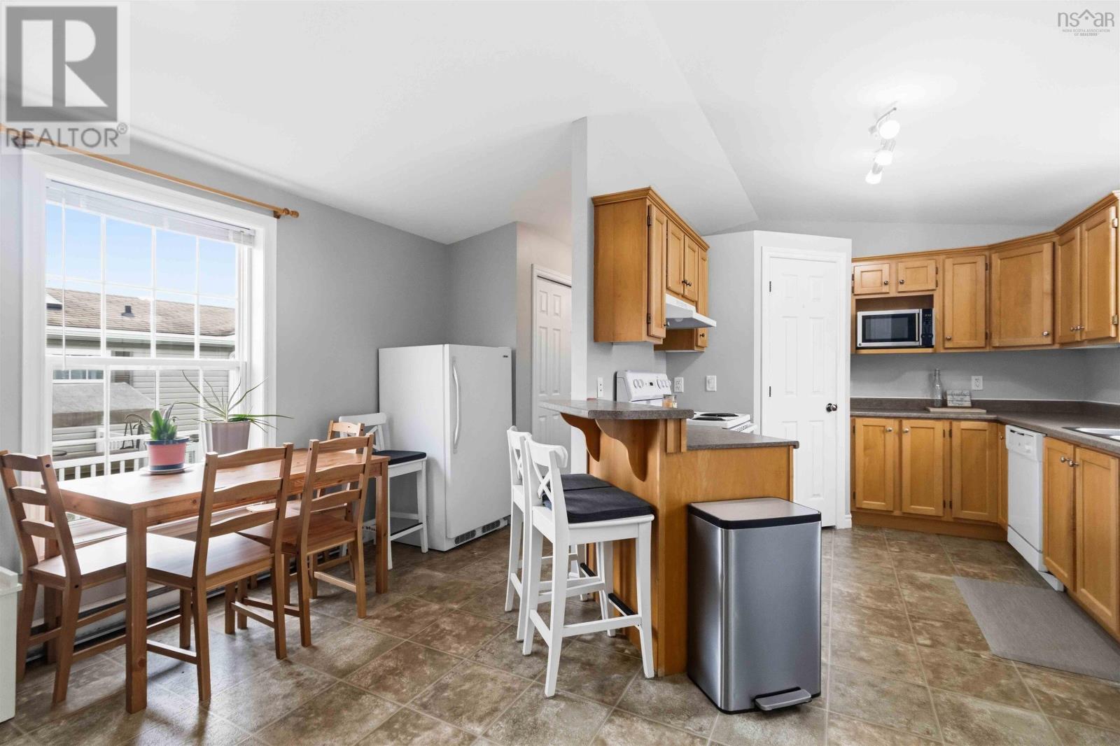 117 Juniper Crescent - Image 13