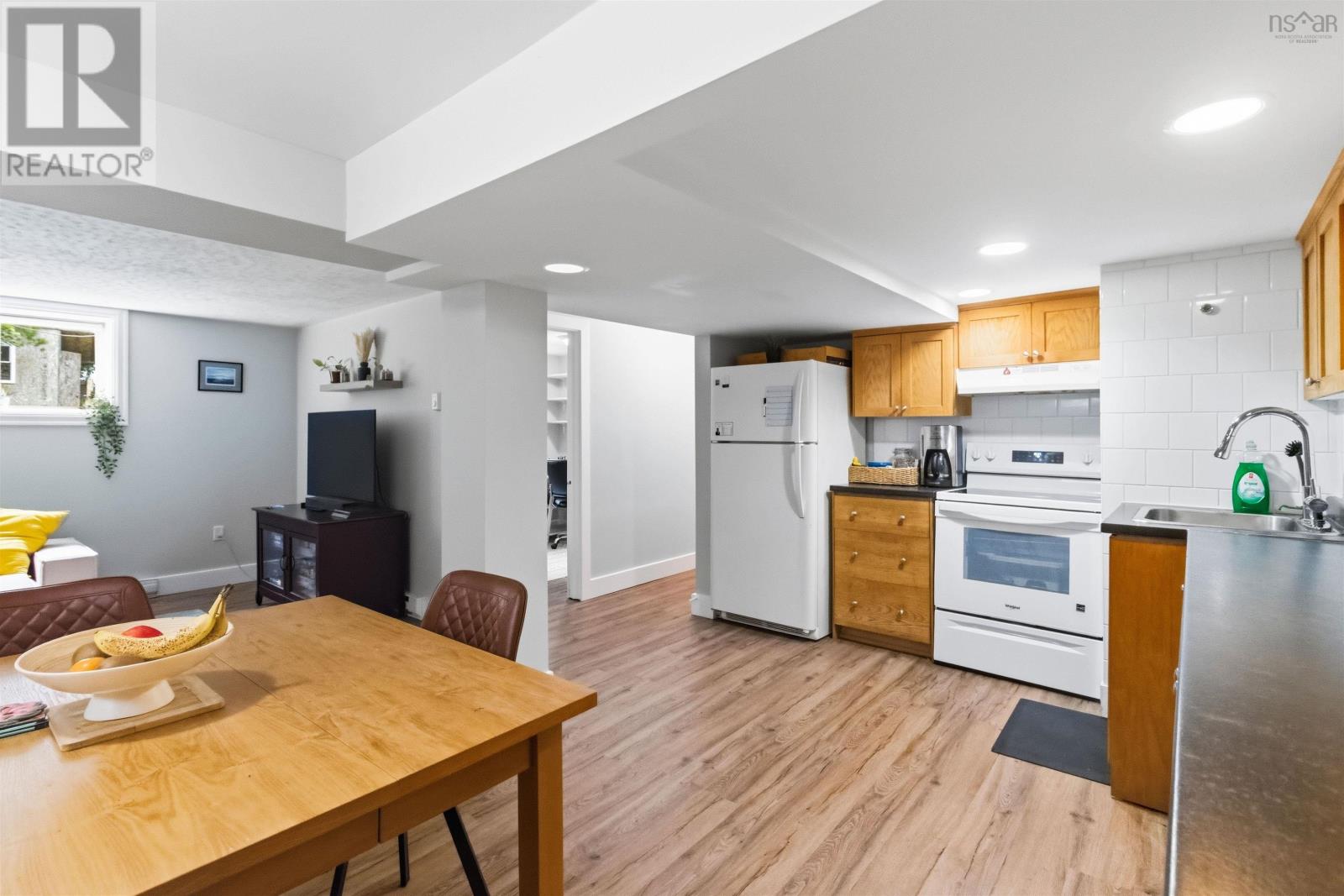 83 Nordic Crescent - Image 25