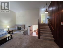 24 Brookfield Avenue thumbnail 10