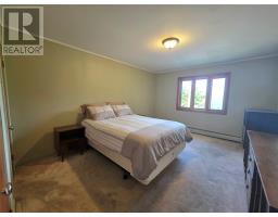 24 Brookfield Avenue thumbnail 17