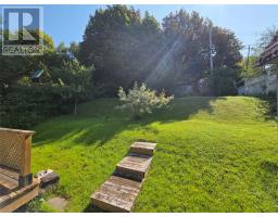 24 Brookfield Avenue thumbnail 25