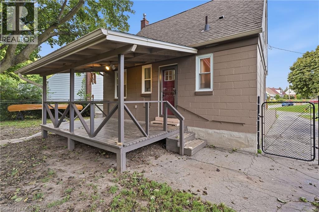 160 LORNE Crescent - Image 10