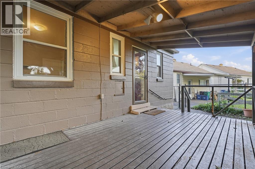 160 LORNE Crescent - Image 17