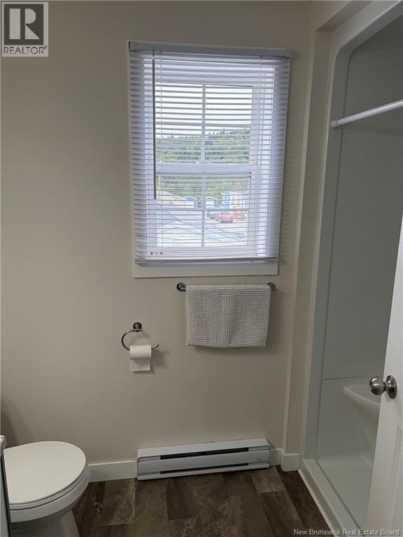 89 Glenview Drive - Image 16