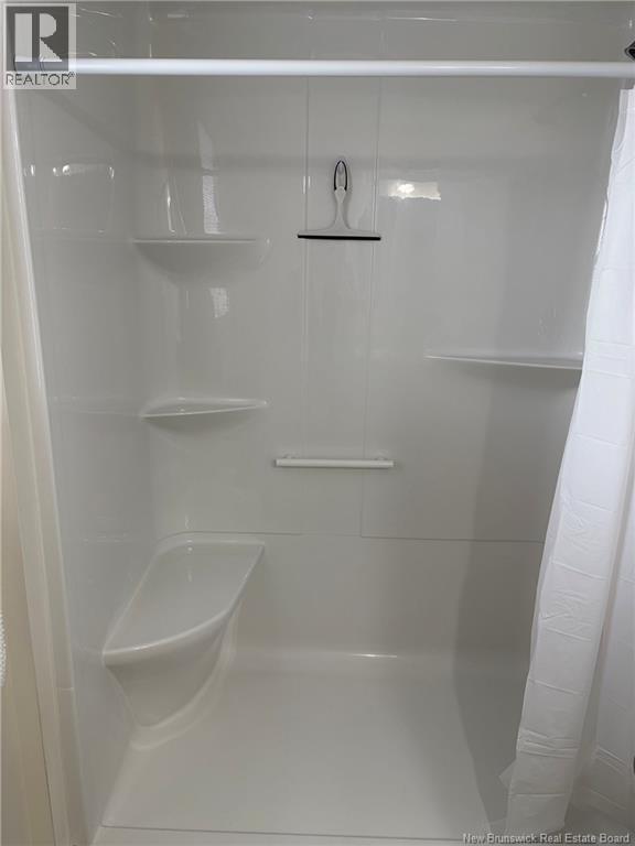 89 Glenview Drive - Image 17