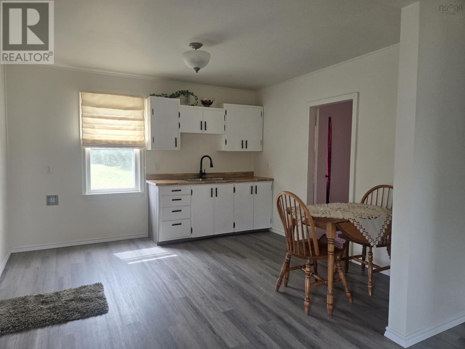 692 Brook Road - 3