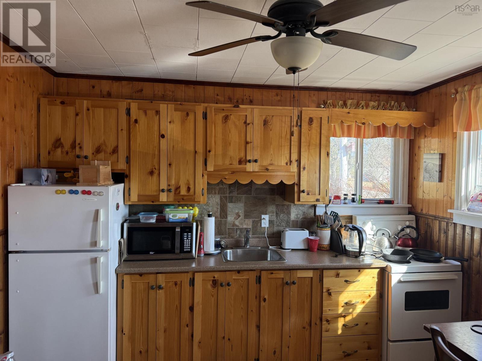 15576 Highway 316 - Image 6