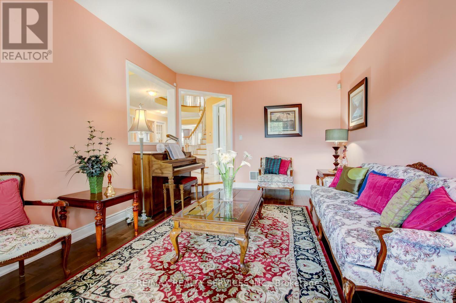 671 PETER ROBERTSON BOULEVARD - 4