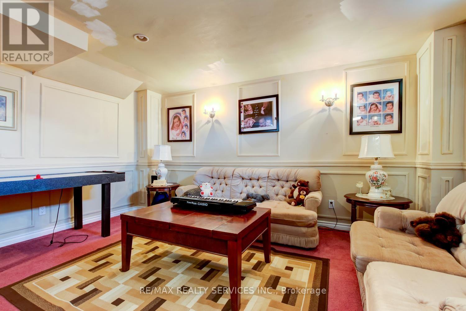 671 PETER ROBERTSON BOULEVARD - 43