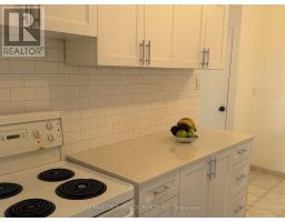 1004 - 5 Frith Road, Toronto, ON M3N2L5 Photo 6