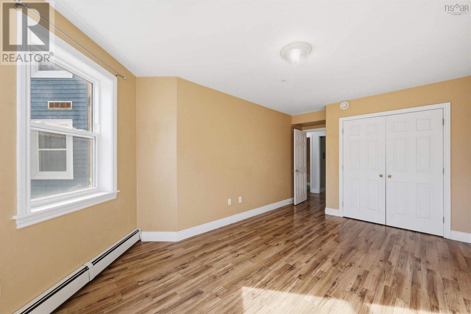 #102 512 Parkland Drive - 14