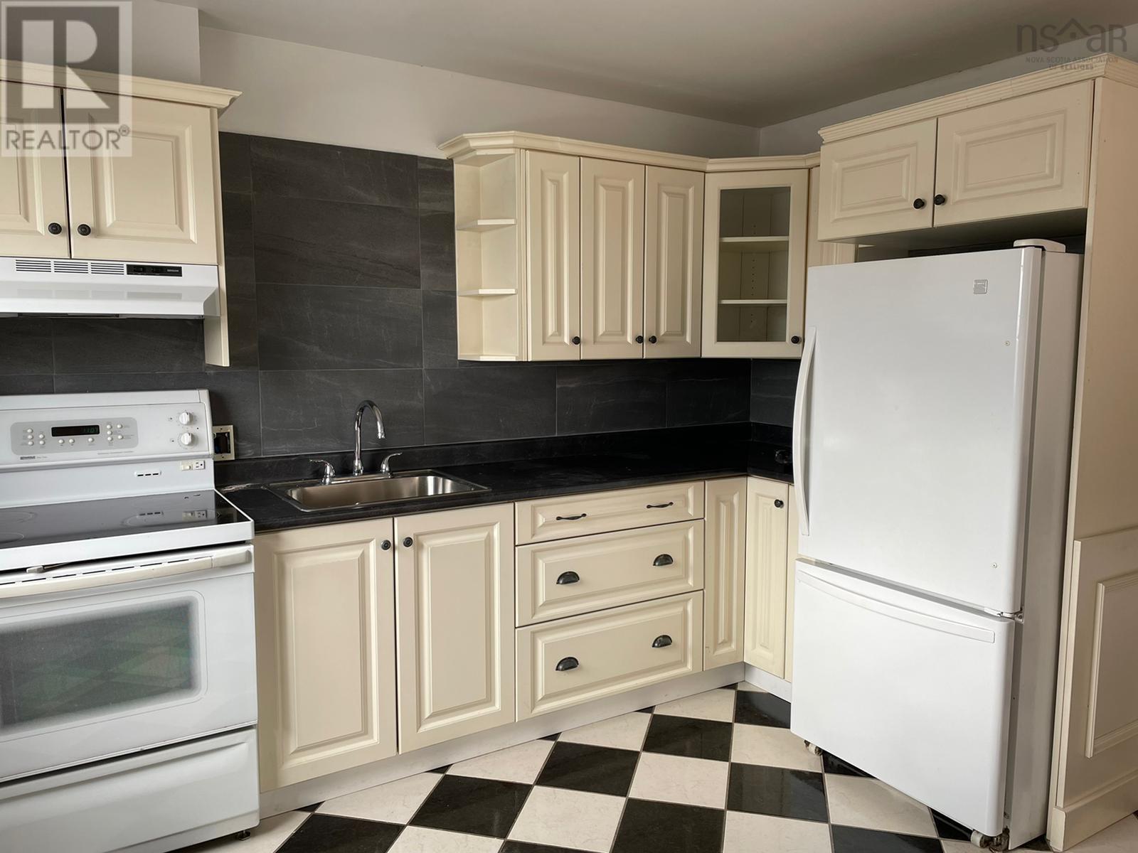 10 Mcfatridge Road - Image 14