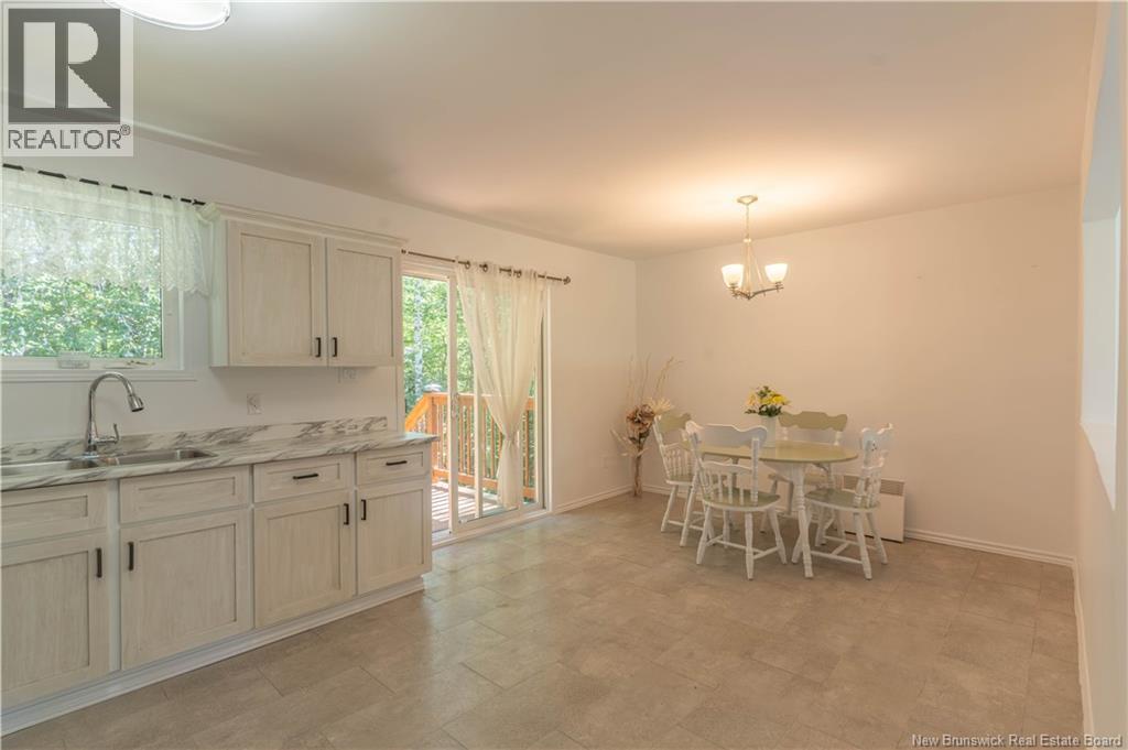 67 Moorefield Road - Image 12