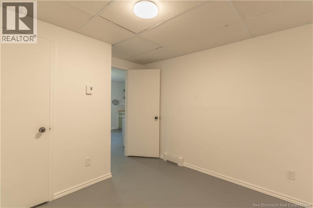 67 Moorefield Road - 30