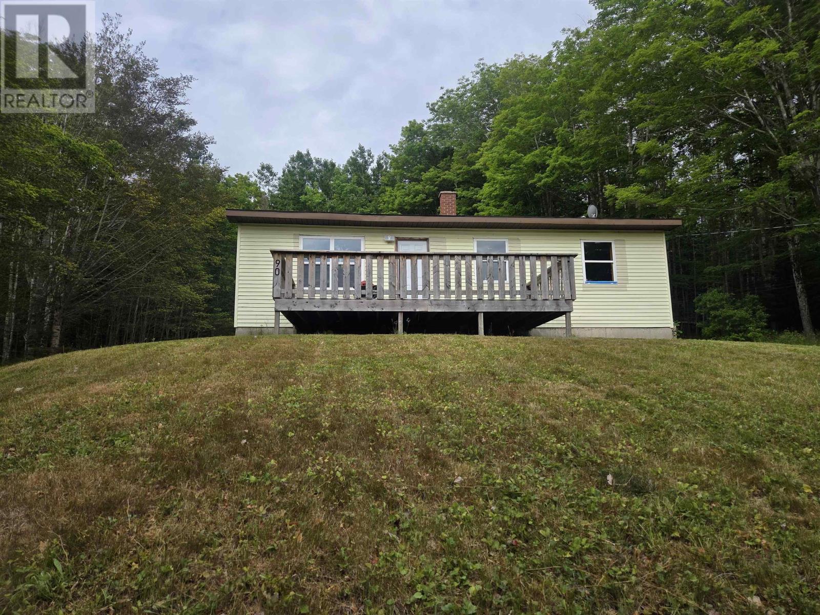 90 Riverview Road