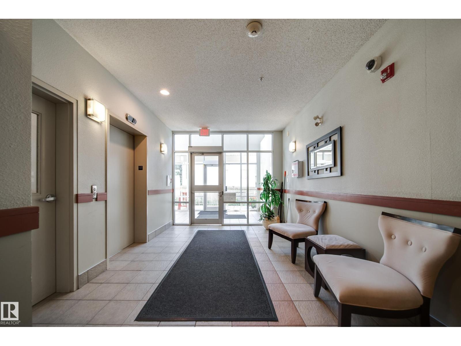 #105 11140 68 AV NW - Image 33