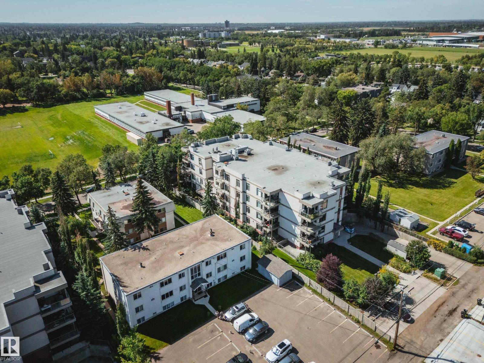 #105 11140 68 AV NW - Image 39