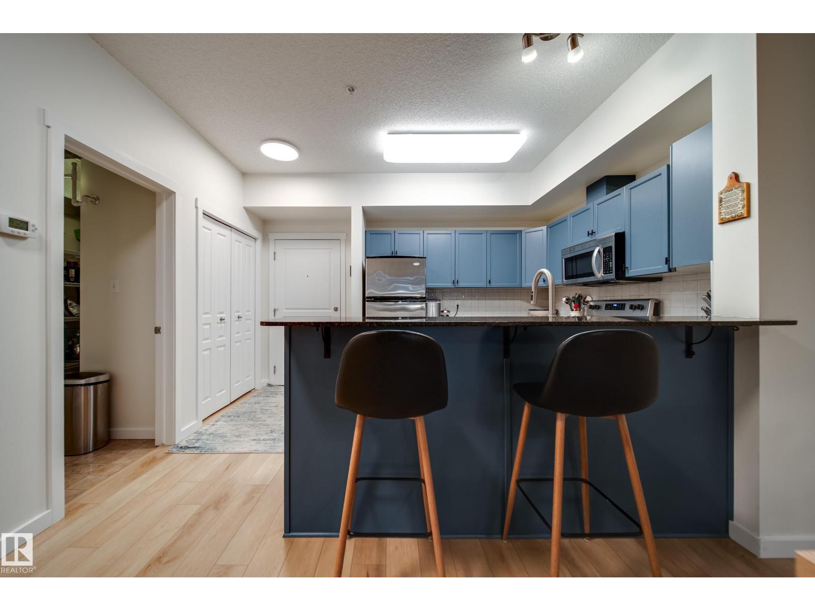 #105 11140 68 AV NW - Image 8