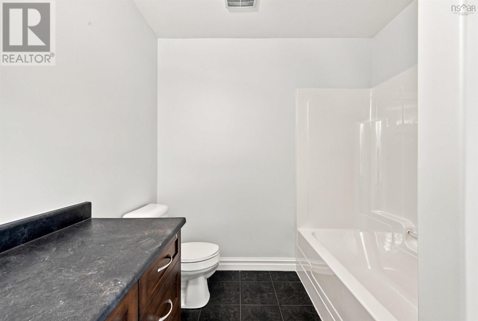 42 Lasalle Court - Image 28