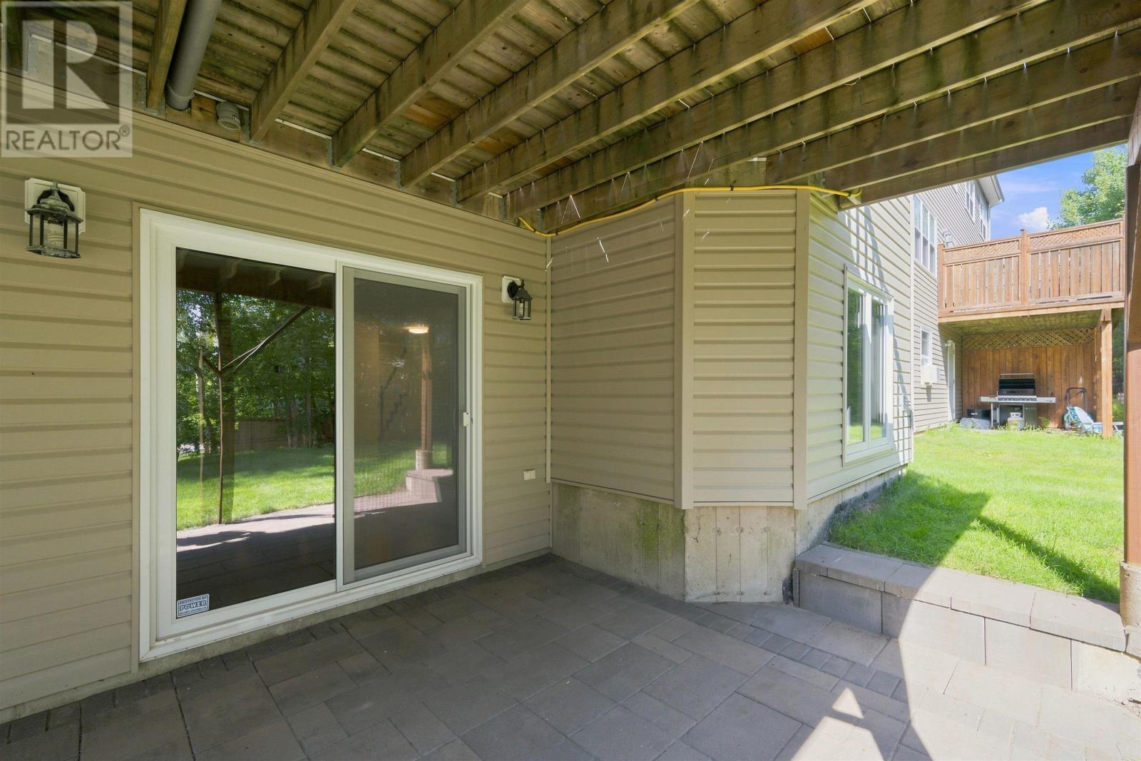 42 Lasalle Court - 47